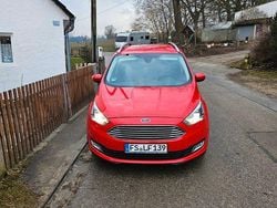 Rot Gebraucht 2016 Ford Grand C-Max Titanium Van / Kleinbus | 6.999 € (Guter Preis)