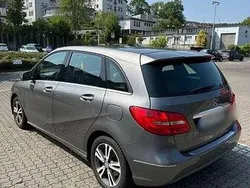 Grau Gebraucht 2013 Mercedes B180 Van / Kleinbus | 12.799 € (Guter Preis)