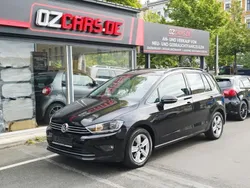 Schwarz Gebraucht 2016 VW Golf Sportsvan Highline Van / Kleinbus | 10.990 € (Fairer Preis)