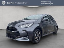 Grau Neu 2025 Toyota Yaris Hybrid Comfort Limousine | 26.590 € (Fairer Preis)