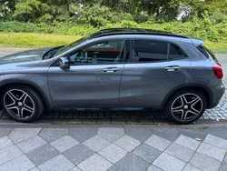 Silber Gebraucht 2015 Mercedes GLA250 AMG line SUV | 18.500 € (Fairer Preis)