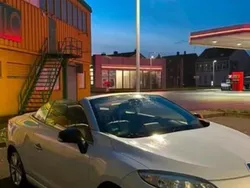 Weiß Gebraucht 2010 Renault Mégane Cabriolet Cabrio | 3.000 €