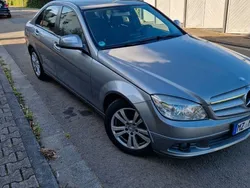 Grau Gebraucht 2007 Mercedes C220 Limousine | 5.399 € (Fairer Preis)