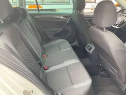 Weiß Gebraucht 2018 VW Golf VII Join Kombi | 12.000 € (Guter Preis)