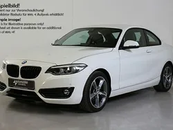 Weiß Gebraucht 2020 BMW 220 Sport Line Coupé | 23.740 € (Guter Preis)