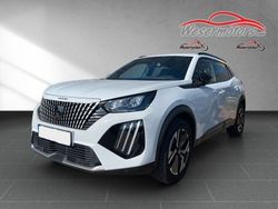 Weiss Gebraucht 2024 Peugeot 2008 Allure SUV | 21.690 € (Guter Preis)