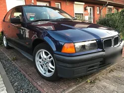 Blau Gebraucht 1995 BMW 316 Compact Kleinwagen | 6.300 €