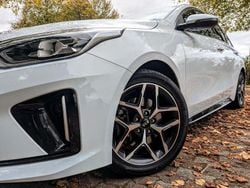 Weiß Gebraucht 2020 Kia ProCeed GT GT-Line Kleinwagen | 18.700 € (Fairer Preis)