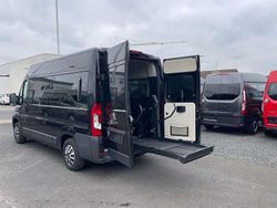 Schwarz Gebraucht 2017 Peugeot Boxer Van | 29.900 €