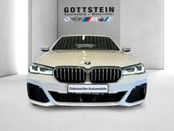 Alpinweiss iii Gebraucht 2022 BMW 520 M Sport Kombi | 38.880 € (Etwas zu teuer)