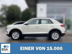 Grau Gebraucht 2024 VW T-Roc Life SUV | 27.900 € (Guter Preis)