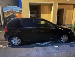 Schwarz Gebraucht 2004 VW Golf V Limousine | 2.200 € (Guter Preis)