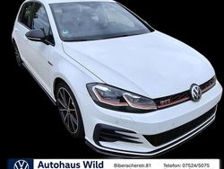 Pure white Gebraucht 2019 VW Golf VII GTI Kleinwagen | 25.000 € (Fairer Preis)