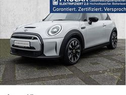 Grau Gebraucht 2021 Mini Cooper SE Classic Kleinwagen | 18.890 € (Etwas zu teuer)