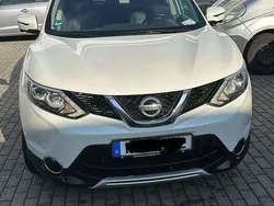 Weiß Gebraucht 2015 Nissan Qashqai Tekna SUV | 9.500 €