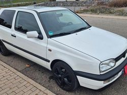 Weiß Gebraucht 1996 VW Golf III Kleinwagen | 3.599 €