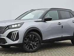 Silber Neu 2024 Peugeot 2008 GT SUV | 28.470 € (Fairer Preis)