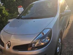 Silber Gebraucht 2007 Renault Clio III Kleinwagen | 1.099 € (Fairer Preis)