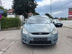 Grau Gebraucht 2010 Ford S-MAX Titanium Van / Kleinbus | 3.950 € (Guter Preis)