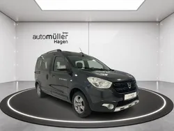 Grau Gebraucht 2019 Dacia Dokker Stepway Van | 11.490 € (Fairer Preis)