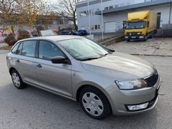 Grau Gebraucht 2014 Skoda Rapid Limousine | 3.500 € (Superpreis)
