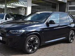 Carbonschwarz metallic Gebraucht 2023 BMW iX3 Impressive SUV | 47.995 € (Fairer Preis)