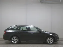 Schwarz Gebraucht 2019 Skoda Octavia Style Kombi | 8.790 € (Superpreis)