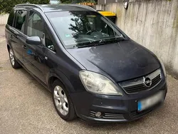 Blau Gebraucht 2006 Opel Zafira Van / Kleinbus | 1.600 € (Fairer Preis)