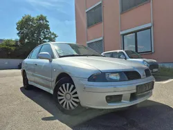 Silber Gebraucht 2004 Mitsubishi Carisma Limousine | 1.190 € (Fairer Preis)