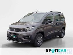Grau Gebraucht 2022 Peugeot e-Rifter Allure Van / Kleinbus | 21.490 € (Fairer Preis)
