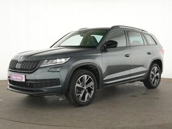 Quarz grau Gebraucht 2021 Skoda Kodiaq SportLine SUV | 34.674 € (Guter Preis)