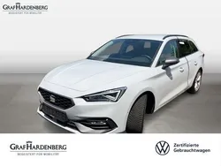Weiß Gebraucht 2024 Seat Leon FR-Line Limousine | 28.888 € (Fairer Preis)