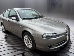 Grau Gebraucht 2010 Alfa Romeo 147 Distinctive Kleinwagen | 3.900 € (Teuer)