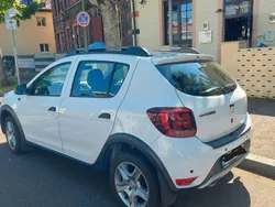 Weiß Gebraucht 2017 Dacia Sandero Prestige Kleinwagen | 10.800 € (Fairer Preis)