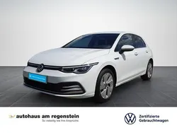 Weiß Gebraucht 2020 VW Golf VIII Style Limousine | 24.440 € (Fairer Preis)