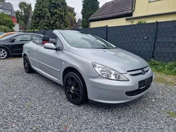 Silber Gebraucht 2005 Peugeot 307 CC Filou Cabrio | 1.990 € (Guter Preis)