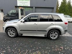 Silber metallic Gebraucht 2014 Suzuki Vitara Club SUV | 8.400 € (Fairer Preis)