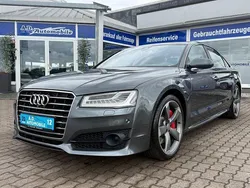 Grau Gebraucht 2017 Audi A8 Ambiente Limousine | 29.990 € (Fairer Preis)