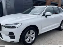 Weiß Gebraucht 2021 Volvo XC60 Momentum SUV | 32.908 € (Superpreis)