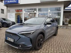 Blau grau Gebraucht 2023 Subaru Solterra Comfort SUV | 34.800 € (Etwas zu teuer)