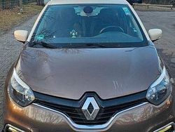 Beige Gebraucht 2015 Renault Captur Experience SUV | 9.000 € (Fairer Preis)