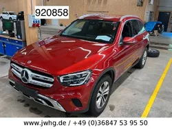 Metallic hyazinthrot (metallic) Gebraucht 2022 Mercedes GLC220 AMG SUV | 31.450 € (Superpreis)