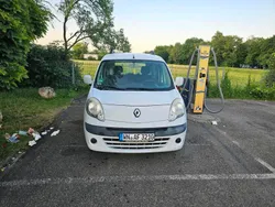 Weiß Gebraucht 2011 Renault Kangoo Van / Kleinbus | 1.999 €