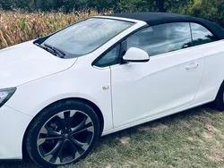 Weiß Gebraucht 2018 Opel Cascada Cabrio | 17.999 € (Etwas zu teuer)