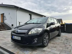 Schwarz Gebraucht 2011 Toyota Auris Hybrid Executive Limousine | 9.500 € (Fairer Preis)