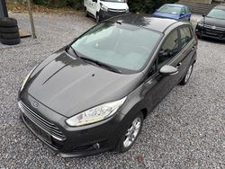 Grau Gebraucht 2015 Ford Fiesta Trend Kleinwagen | 6.990 € (Fairer Preis)