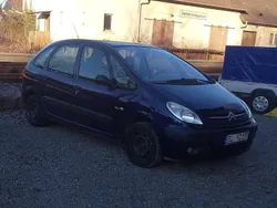 Blau Gebraucht 2006 Citroën Xsara Picasso Exclusive Van / Kleinbus | 500 € (Superpreis)