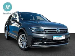 Indiumgrau metallic Gebraucht 2017 VW Tiguan R-line SUV | 23.850 € (Guter Preis)