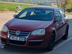 Rot Gebraucht 2006 VW Jetta Comfortline Limousine | 1.999 € (Superpreis)