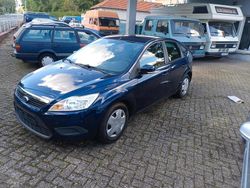 Blau Gebraucht 2011 Ford Focus Limousine | 3.500 € (Fairer Preis)